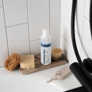 LUMN Hydrating Facial Toner with Hyaluronic Acid - Image 8