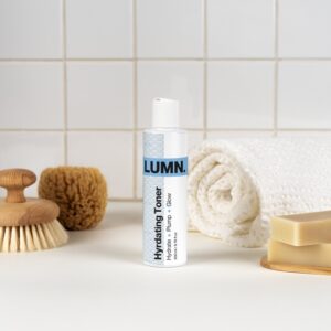 LUMN Hydrating Facial Toner with Hyaluronic Acid - Image 10