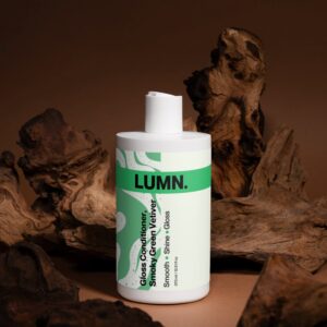 Gloss Conditioner, Smoky Green Vetiver - Image 3