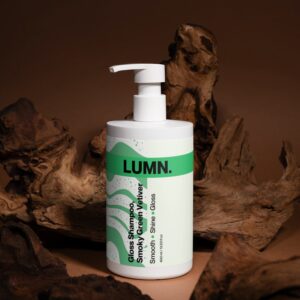LUMN Gloss Shampoo for Shine & Smooth Hair – Smoky Green Vetiver - Image 3