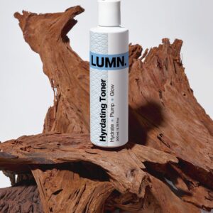 LUMN Hydrating Facial Toner with Hyaluronic Acid - Image 4